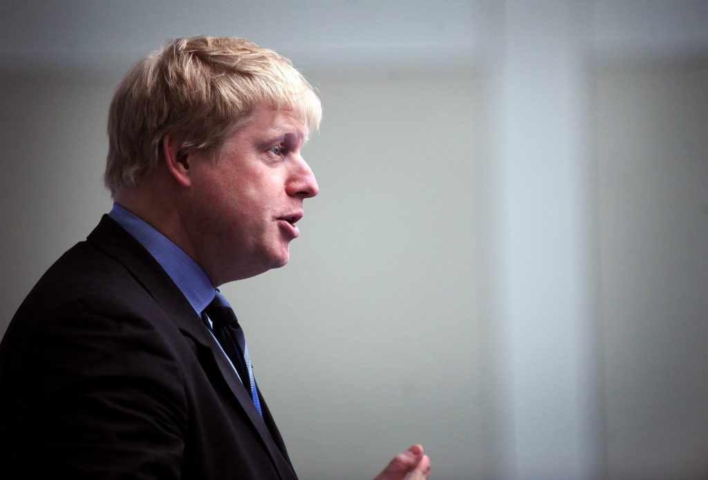 Boris Johnson: „UE vrea să blocheze transportul de alimente”. Tensiunile dintre Londra și Bruxelles cresc