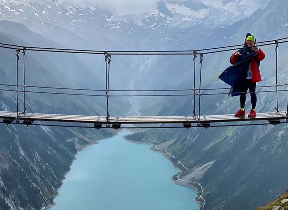 Dragoste la înălțime: Delia sărbătorește 8 ani de căsnicie pe crestele munților din Austria