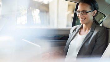 Transport în pandemie: 68% dintre români cred că mașina personală este mai sigură