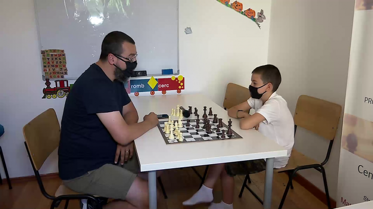 SUA a dat șah mat Rusiei în 1972. Meciul Secolului, adus și în România de un șahist român