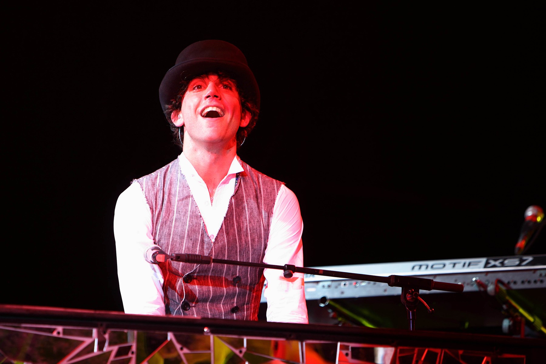 Artistul Mika a susținut pe YouTube concertul caritabil „I love Beirut”