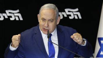 Netanyahu își spală pijamalele murdare la Washington. Reacția Ambasadei Israelului în SUA