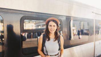 Studenții își pot cumpăra bilet de tren online. Cum vor proceda