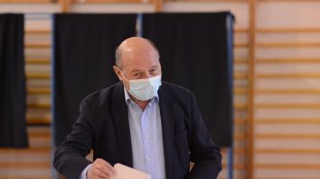 Traian Băsescu a încălcat regulile CNA la ieșirea de la urne: Am votat PMP