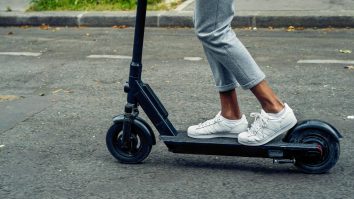 Trotineta electrică nu este pentru oricine: Ce trebuie să faci înainte să mergi cu ea