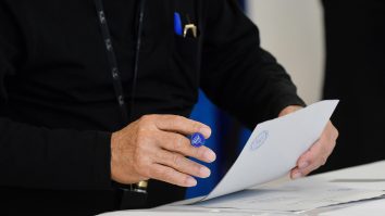 PSD cere anularea alegerilor din Sectorul 6. Gabriel Mutu invocă neconcordanţe între datele AEP şi procesele verbale