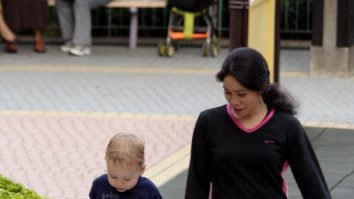 Epidemia nu a tăiat din interesul pentru bonele filipineze. Cât costă să le aduci în țară