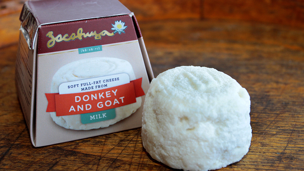 Cea mai scumpă brânză din lume e produsă în Serbia. Un kilogram costă 1000 de euro