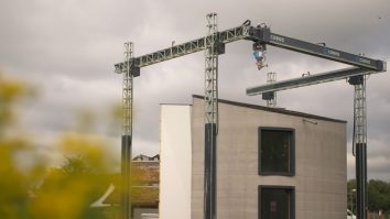 Casă de două etaje, „construită” dintr-o singură bucată cu o imprimantă 3D