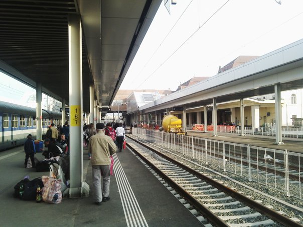 CFR închiriază trenuri charter. Companiile pot organiza evenimente corporate, lansări şi expoziţii în tren