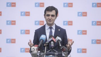 Lupta pentru Sectorul 1 continuă: Năsui spune că are dovada că i se fură voturile lui Clotilde Armand. Ciolacu anunță că PSD a depus plângere la BEC