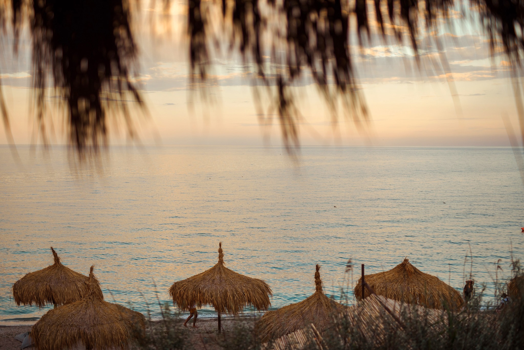 Litoralul românesc și Delta Dunării încă mai ascund câteva plaje izolate