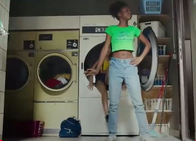 Platforma Netflix, criticată pentru posterul unui film