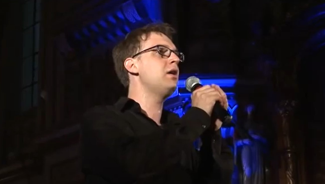 Vocea noului primar al Timișoarei te va impresiona. Dominic Fritz, în postura de artist și dirijor