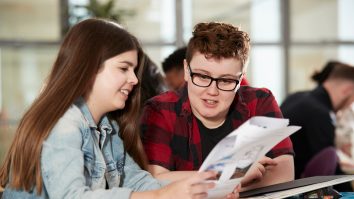 Societatea Națională de Medicina Familiei cere ca educația pentru sănătate să fie obligatorie în școli. Profesor de matematică: Materia trebuie făcută de la grădiniță