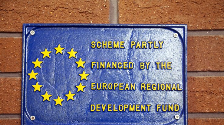 Fonduri europene pentru primării: Care sunt programele și cum pot fi accesați banii