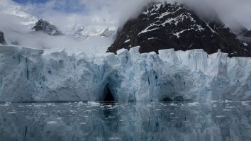 Nivelul mărilor ar putea crește cu 6 metri din cauza topirii ghețarilor din Antarctica