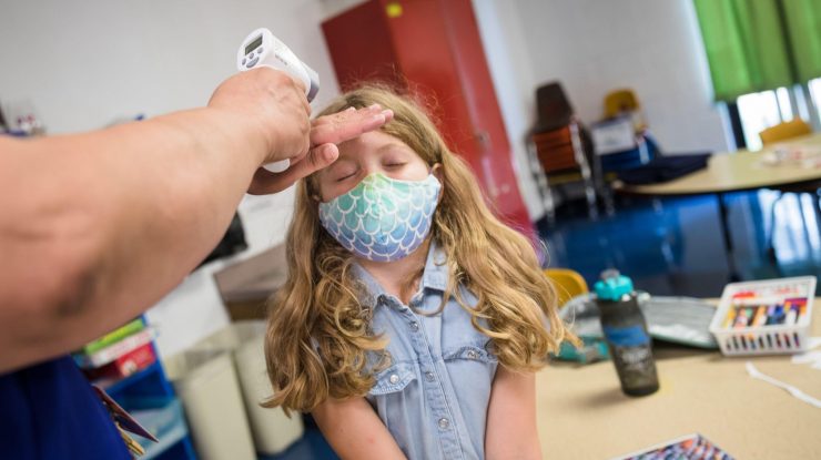 Cum faci diferența dintre răceală, gripă și COVID