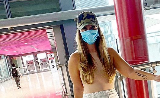 Influencerii, ajutor pentru guvernul englez. Statul îi plătește ca să promoveze testarea anti-COVID