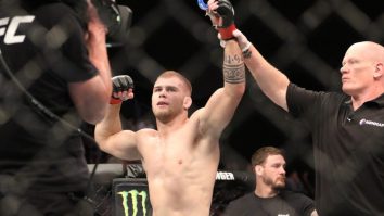 Un luptător din UFC s-a înrolat în armată ca să evite plictiseala din pandemie