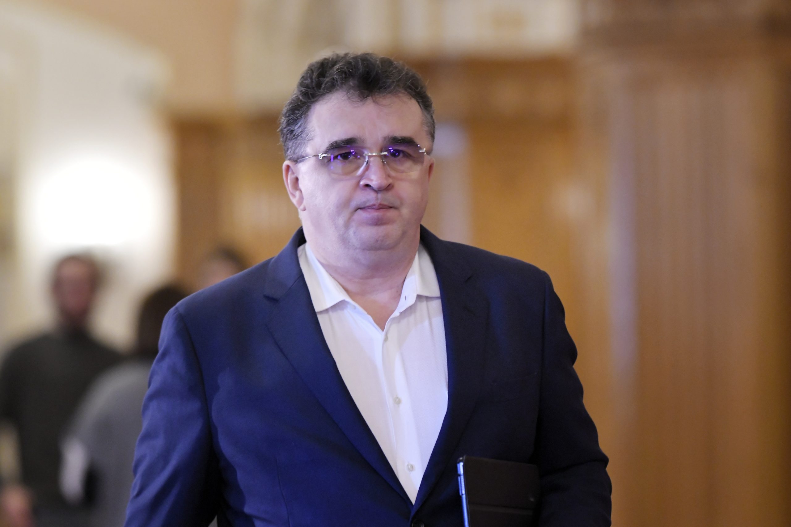 Epoca lui Marian Oprișan a apus după 20 de ani. A pierdut funcţia de preşedinte al CJ Vrancea