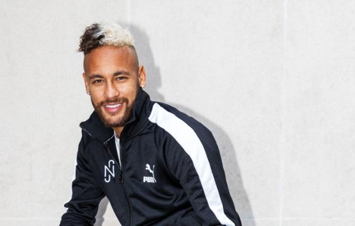 Neymar își schimbă sponsorul