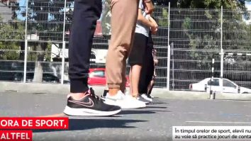 Cum arată orele de sport în pandemie. Cei mici nu au voie să se joace cu mingea