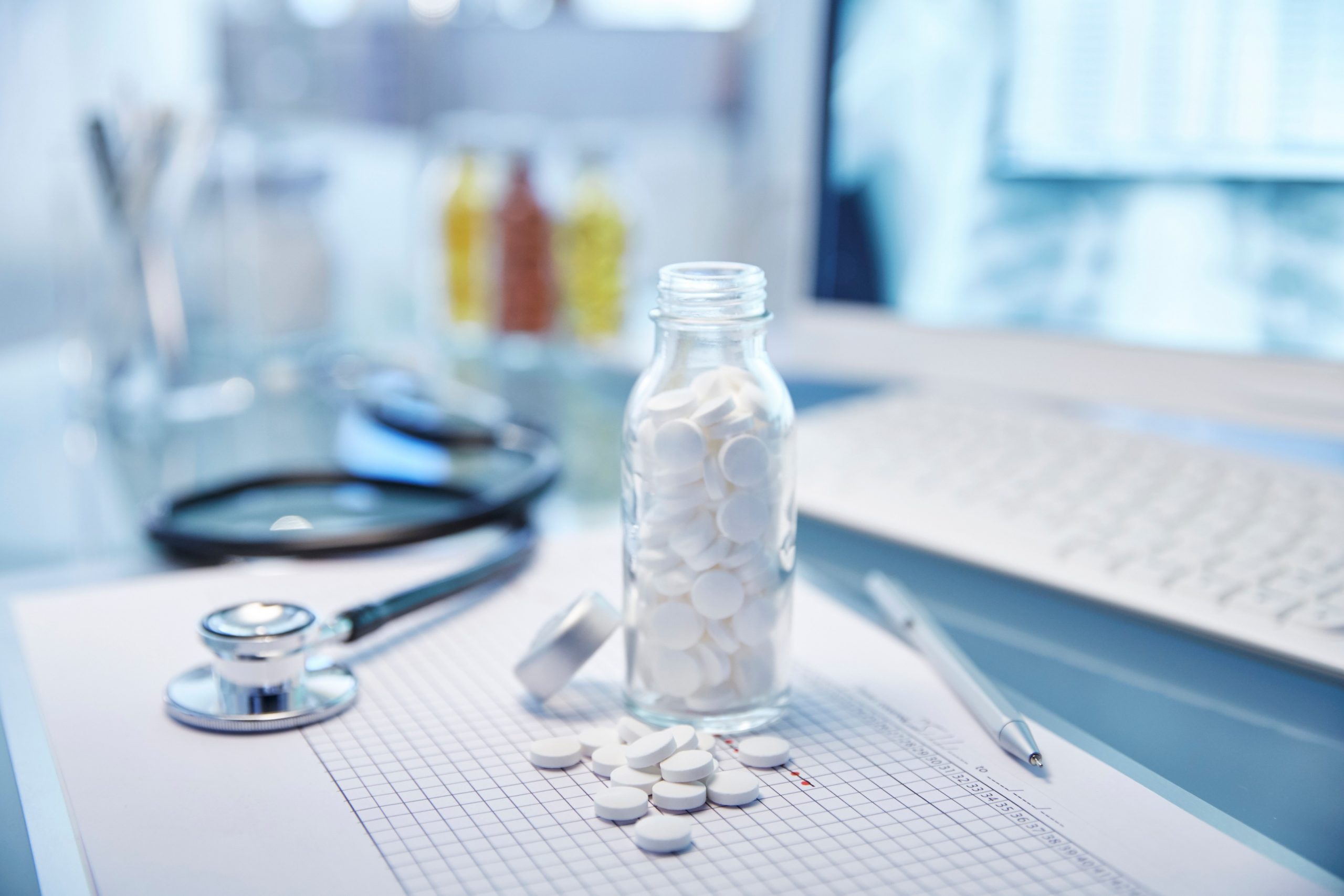 Șapte medicamente pentru boli grave, incluse de duminică pe lista celor gratuite