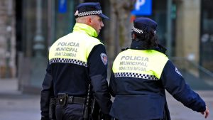 Poliţia spaniolă va putea să verifice pe loc dacă o persoană ar trebui să stea în carantină