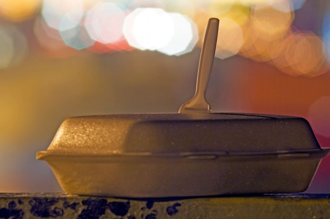 Câte kg de mâncare aruncă un român pe an: ”Vom încerca să tragem un semnal de alarmă”