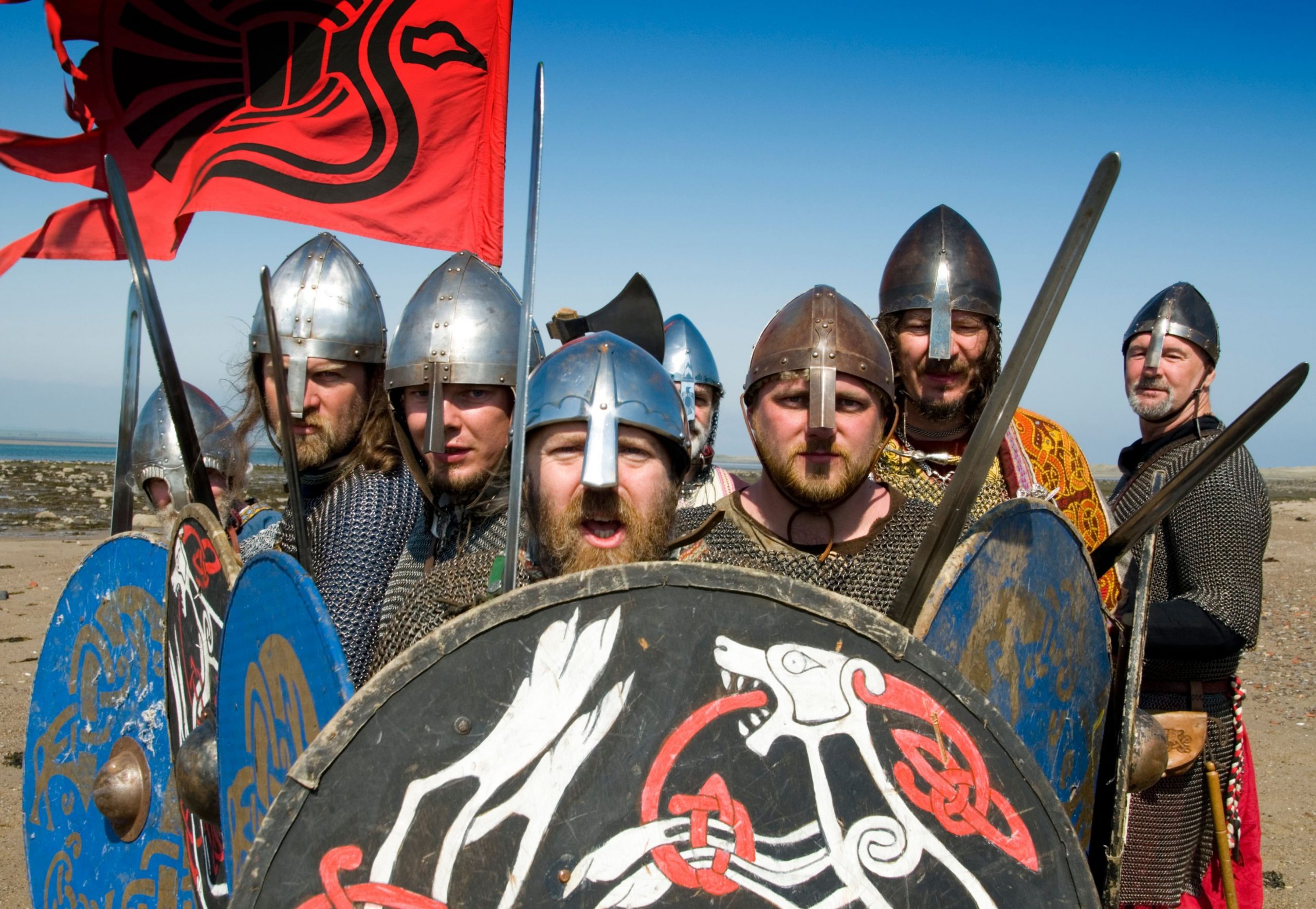 Un amplu studiu arată că nu toți vikingii erau scandinavi cu părul blond