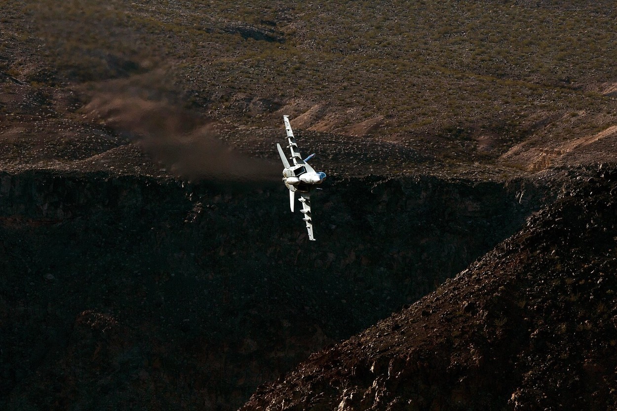 Membrii Consiliului de Administraţie al Boeing, acţionaţi în instanţă pentru că au chiulit de la şedinţe