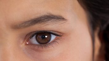 Ce tip de sprâncene se poartă și cum să le aranjezi