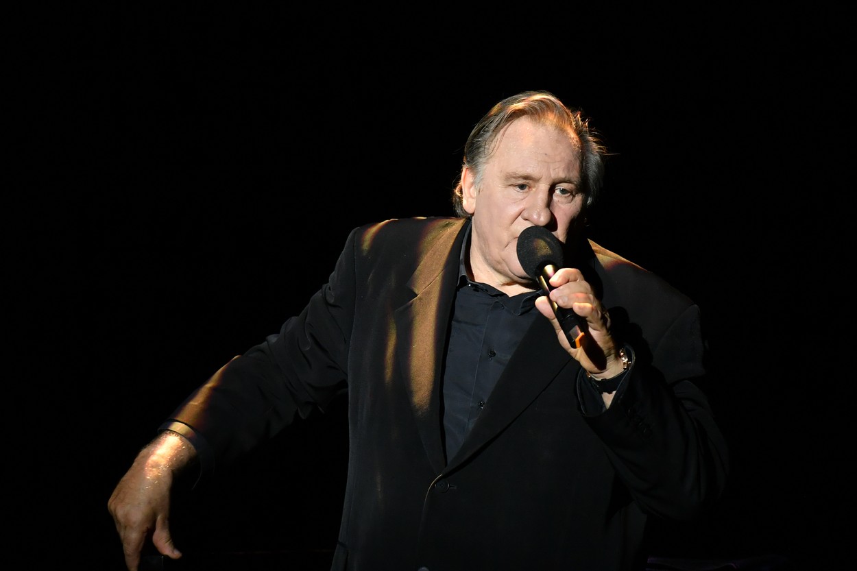 Unii colecționează timbre, alții religii. Gerard Depardieu s-a convertit la Ortodoxie