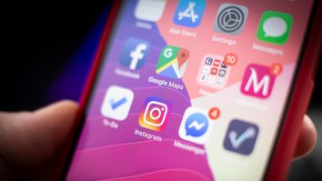 Judecătorii noștri, sociabili în online. În pandemie, şi ei stau pe social media, dar cu restricţii