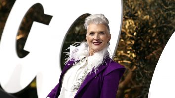 Pensionară și fotomodel de succes la 72 de ani. Mama lui Elon Musk face bani singură