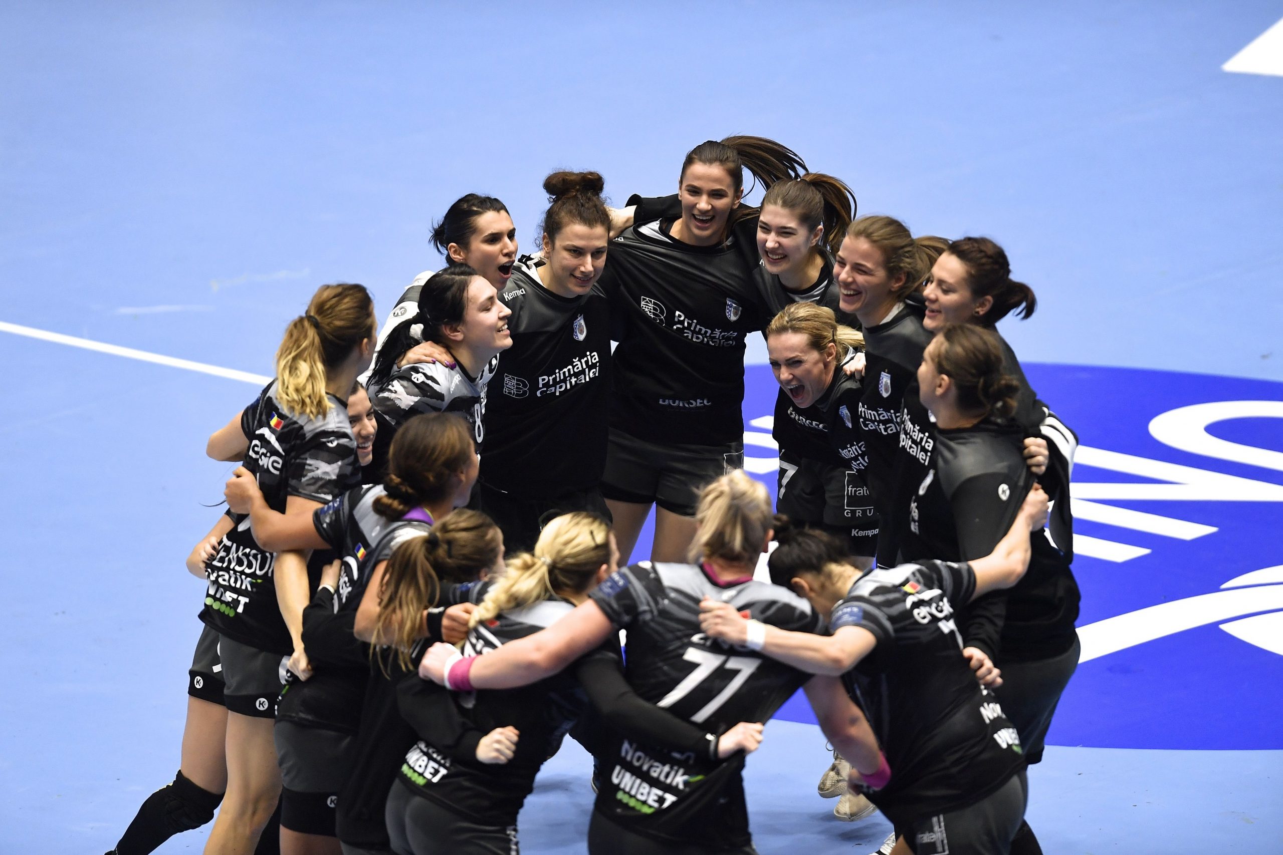 Victorie dramatică pentru CSM București în Liga Campionilor. Cristina Neagu a marcat în ultima secundă a meciului cu Esbjerg