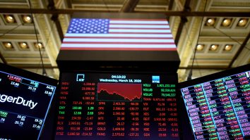 Wall Street intră la apă: a înregistrat cea mai mare scădere din ultimele luni