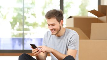 Dai un like și te-ai mutat. Dacă ești proprietar, stai liniștit, aplicația îți găsește chiriași