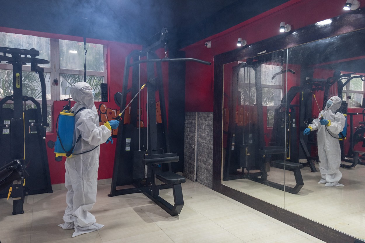 Cât scoți din buzunar pentru ca sala ta de fitness să fie dezinfectată la standarde înalte