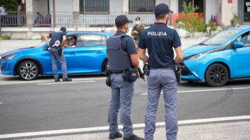 Italia extinde obligaţia de izolare la domiciliu dacă vii din România şi Bulgaria