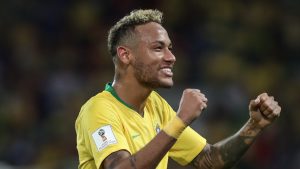 Topul celor mai bine plătiți fotbaliști în 2020. Neymar câștigă aproape de 3 ori mai mult decât Mbappe