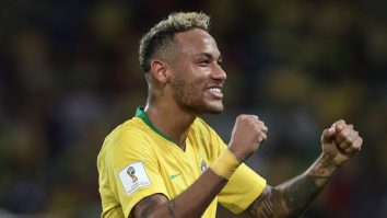 Topul celor mai bine plătiți fotbaliști în 2020. Neymar câștigă aproape de 3 ori mai mult decât Mbappe
