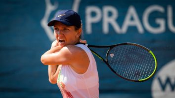 Halep și-a cumpărat cea mai scumpă mașină electrică din lume