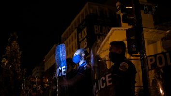 Zile agitate în Europa. Milioane de oameni critică guvernele lor pentru gestionarea crizei sanitare