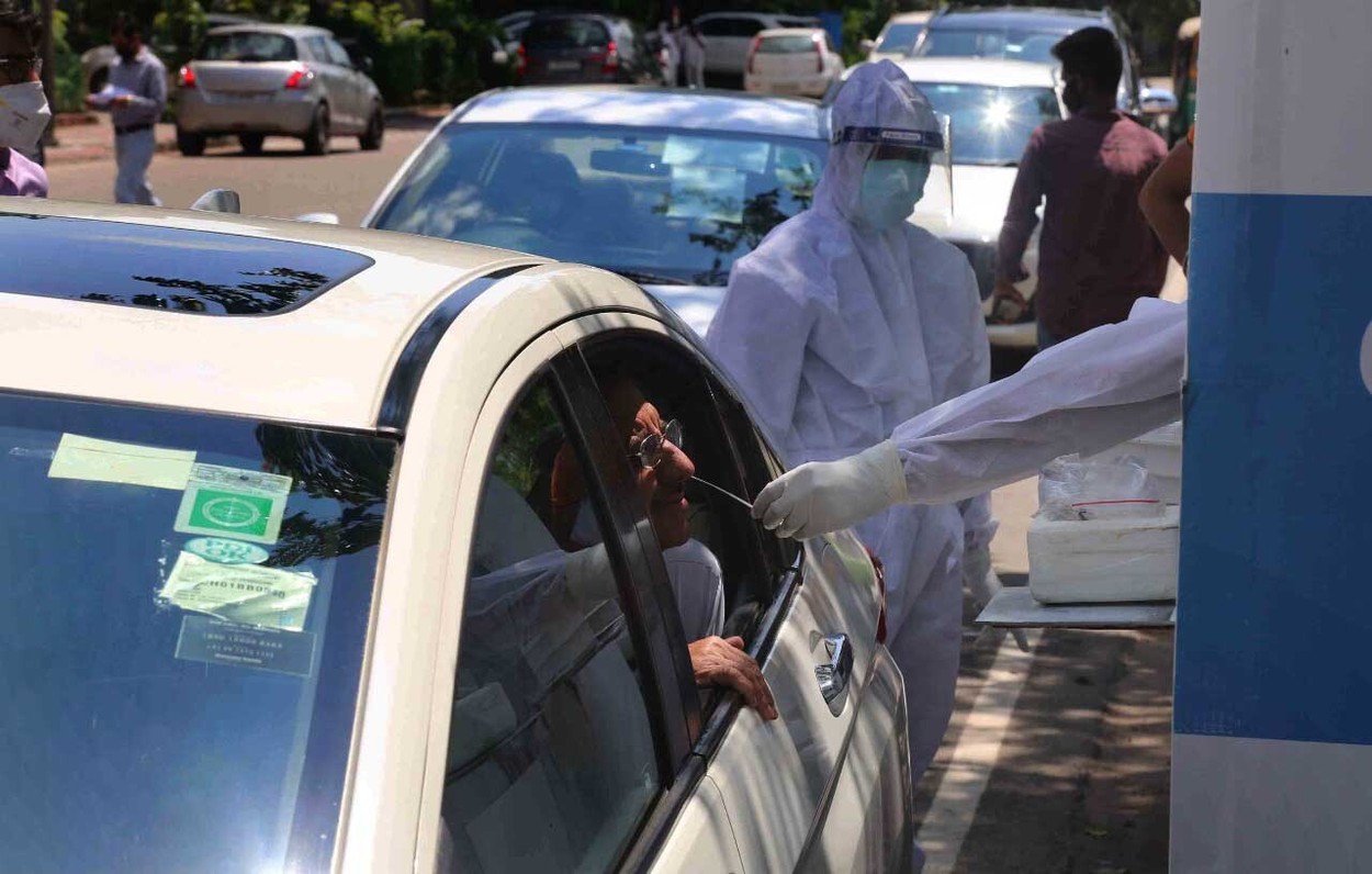 Studiu. De ce coronavirusul ucide mai mulți bărbați decât femei