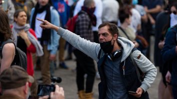 Proteste anti lockdown în Melbourne: manifestanți arestați după încăierări cu polițiștii