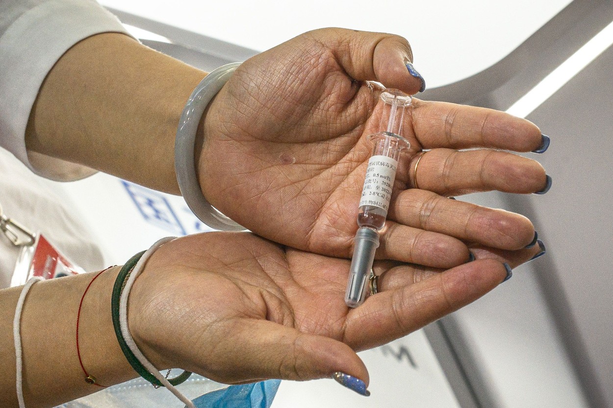 O țară europeană a anunțat că va oferi vaccinul anti-COVID gratuit cetățenilor ei