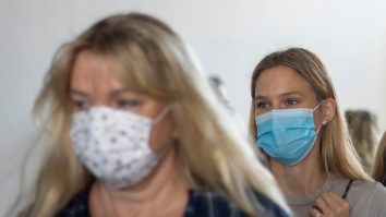 Înger în folosul comunității. Modelul Victoria’s Secret condamnat la muncă în folosul comunității