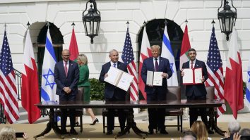 Moment istoric la Casa Albă: Israelul semnează acordurile cu Emiratele Arabe Unite şi Bahrain